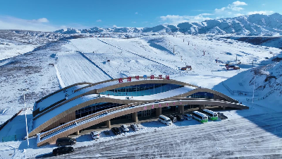 新疆也迷里滑雪場(chǎng)