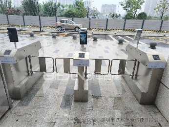 人臉識別+活體檢測：校園閘機(jī)的