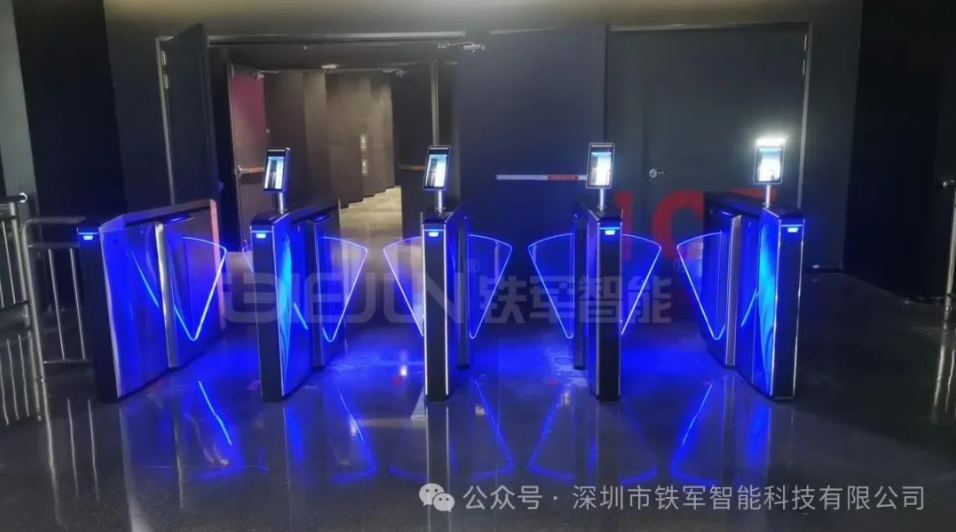譚校長蘇州“十方人間歌”演唱會將啟用鐵軍智能票務(wù)閘機(jī)！