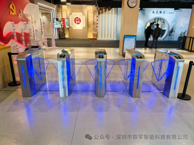 防尾隨、高精度：人行通道閘機的安全設(shè)計如何實現(xiàn)？